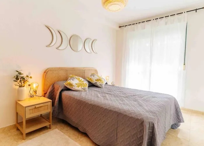 5Th Level - Terrace, Pool, Paddle, Wifi